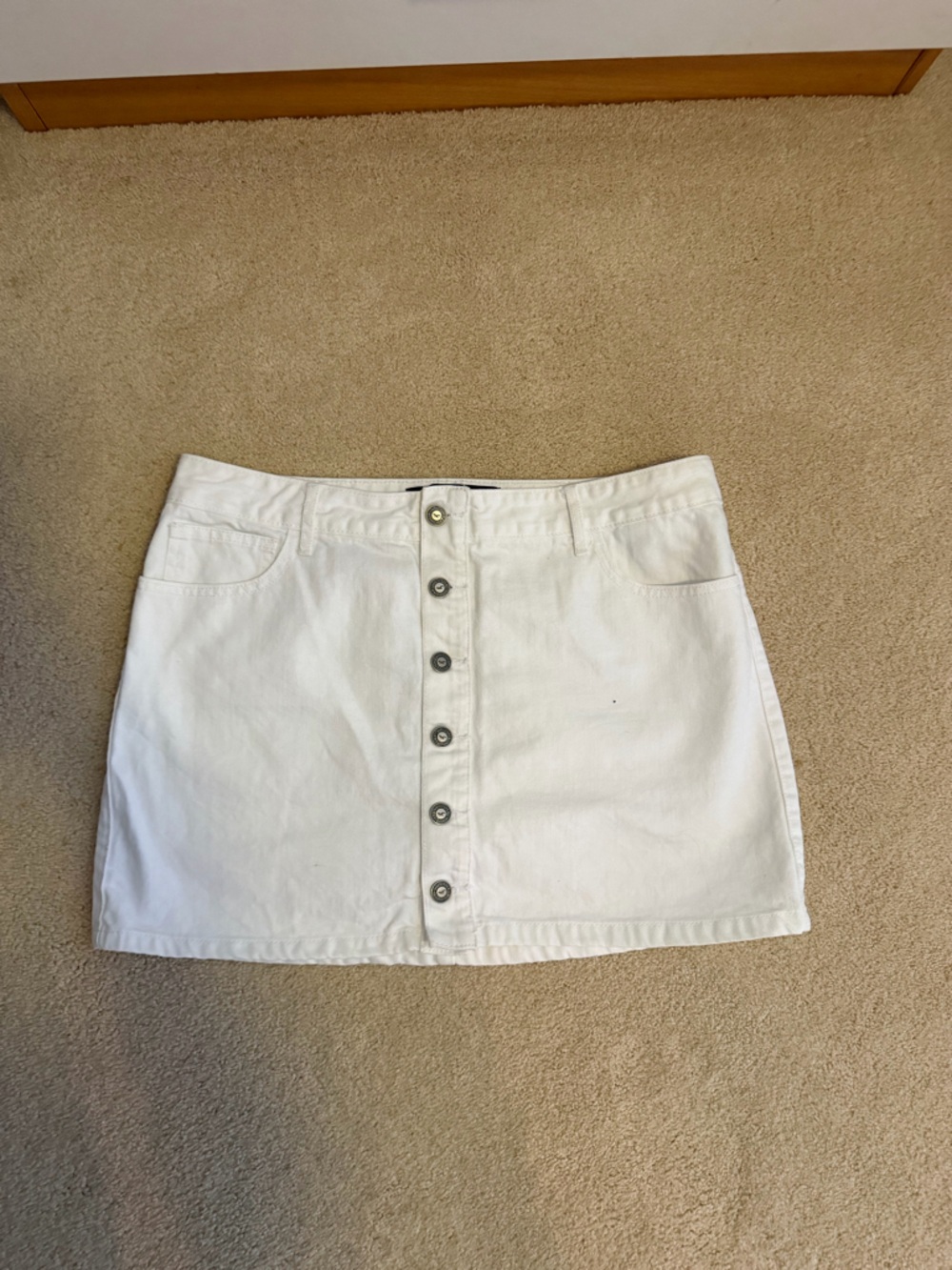 Hollister White Button-Front Denim Skirt